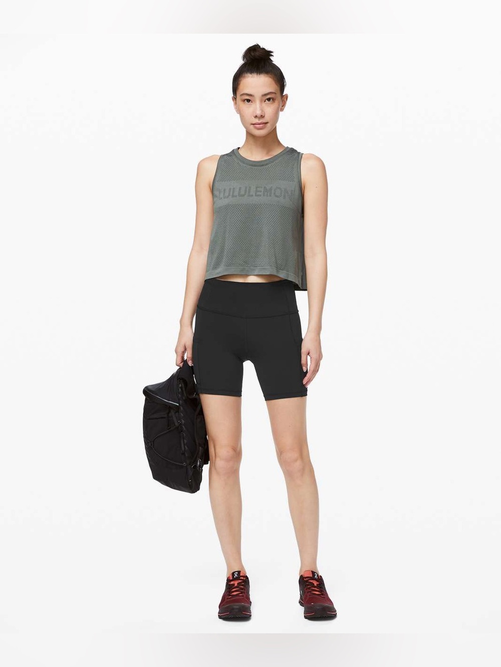 Lululemon Athletica Fast and Free Short 6" *Cool in Black Size: 4